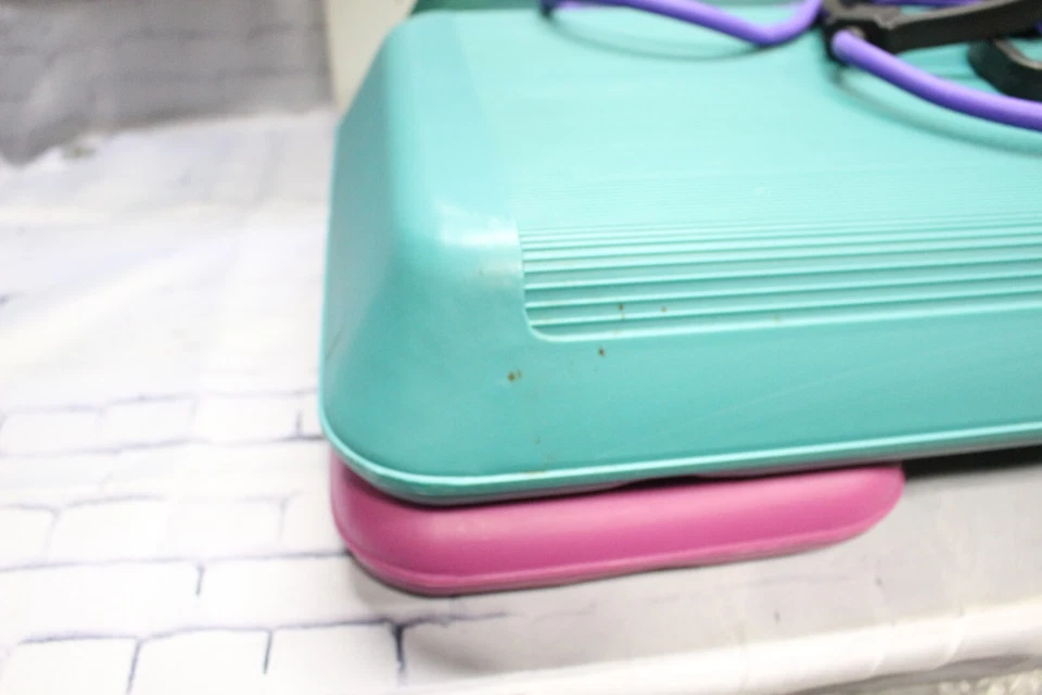 Оригинальная аэробная платформа The Step (сделано в США) — оздоровительный клуб, размер бирюзовый, фиолетовый - Изображение 3 из 4