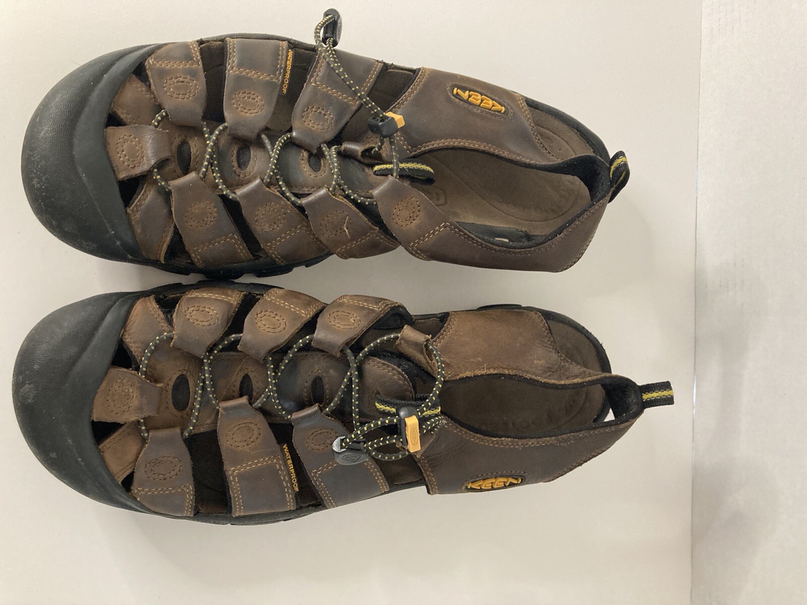 Sandali impermeabili da uomo Newport da trekking Keen taglia 12 in pelle pesca all'aperto