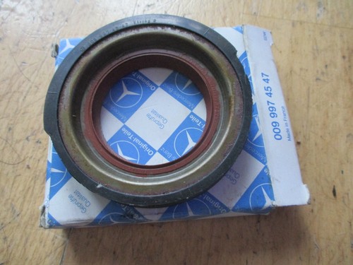 Original Mercedes Wellendichtung Simmering Kurbelwelle  0099974547 W110 W111 W12