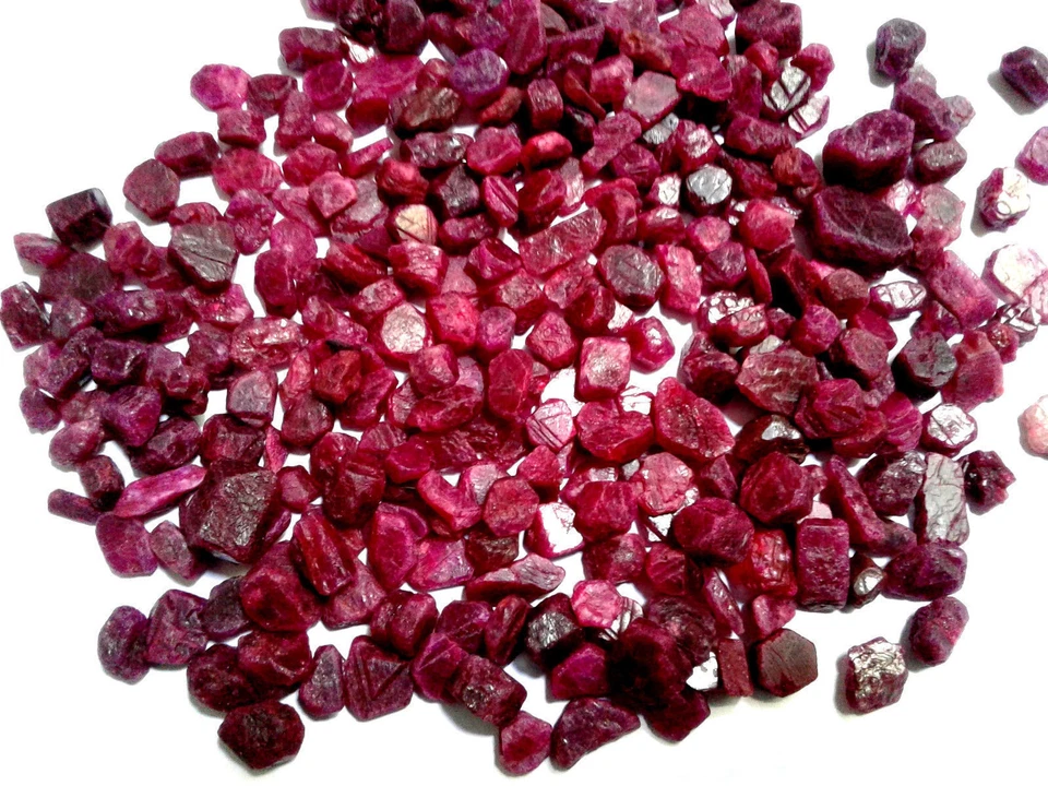 NATURAL RED ROUGH RUBY GEMSTONE EARTH MINED LOT - Image 3 of 3