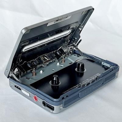 SONY WM-GX788 2003 Silver Recording Walkman Cassette Player From