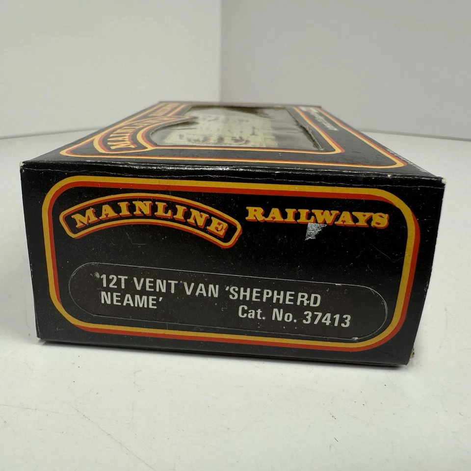 OO Scale Mainline Railways 12 Ton Ventilated Van #3 Shepherd Neame Brewers 37413 - Image 4 of 4