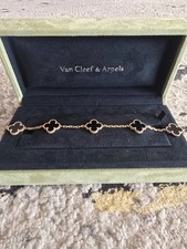Van Cleef & Arpels Vintage Alhambra Bracelet Onyx 5 Motifs 18K Yellow Gold