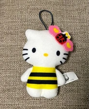 Hello Kitty 50Th Anniversary Mcdonald'S Collaboration Happy Set Hachi Cute Japan