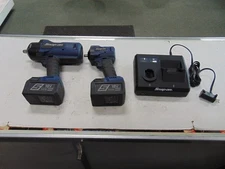 Snap on 1/2" & 3/8" 18v Impacts, 2 Batts, Charger, CT9038MB, CT9080MB