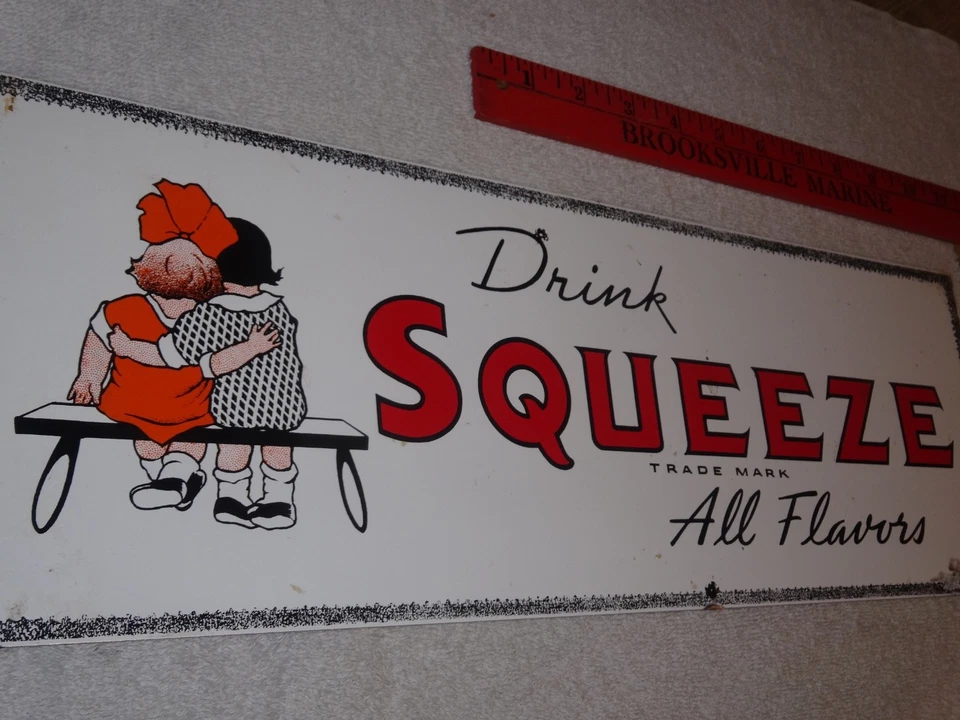 DE COLECCIÓN "BEBIDA NARANJA APRETAR NIÑO NIÑA BESÁNDOSE 18" PORCELANA METAL SODA GAS LETRERO Foto 4 de 4