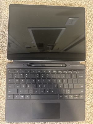 Surface Pro 9 Model 2038 13.3'' Intel Core I7, 1TB SSD, 32GB RAM, Pen NO OS