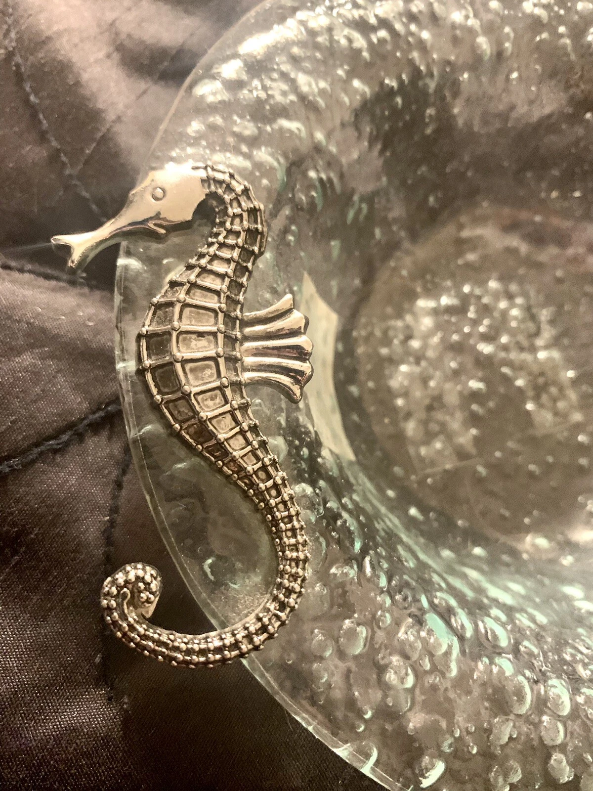 Mud Pie Blue Glass 7” Glass Bowl with Silver Tone Metal Seahorse BNW
