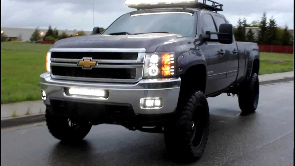 Montaje de parachoques rígido con barra de luz LED serie E PRO para Chevy Silverado 2500 3500 Foto 3 de 4