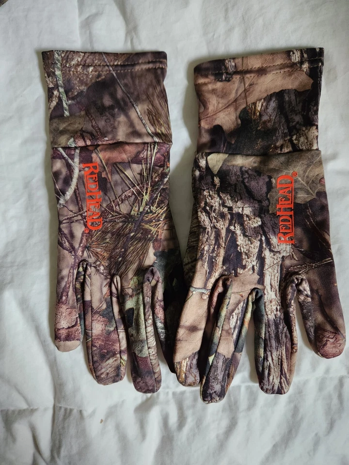 Red Head Camo Shirt New Long Sleeve With Gloves And Fanny Pack - Image 2 of 4