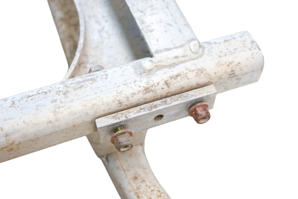 06 Can-Am Outlander Max 400 XT 4x4 Rear Rack Support Bracket Bombardier Foto 3 de 4