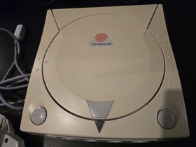 Sega Dreamcast Console HKT-3020 BUNDLE w Controller And 2 VMU Tested Working