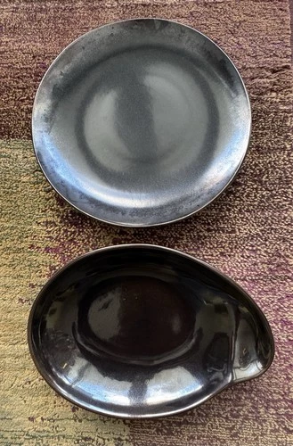 Gun Metal Red Wing Town & Country Dinner Plate And Baker bowl  By Eva Zeisel