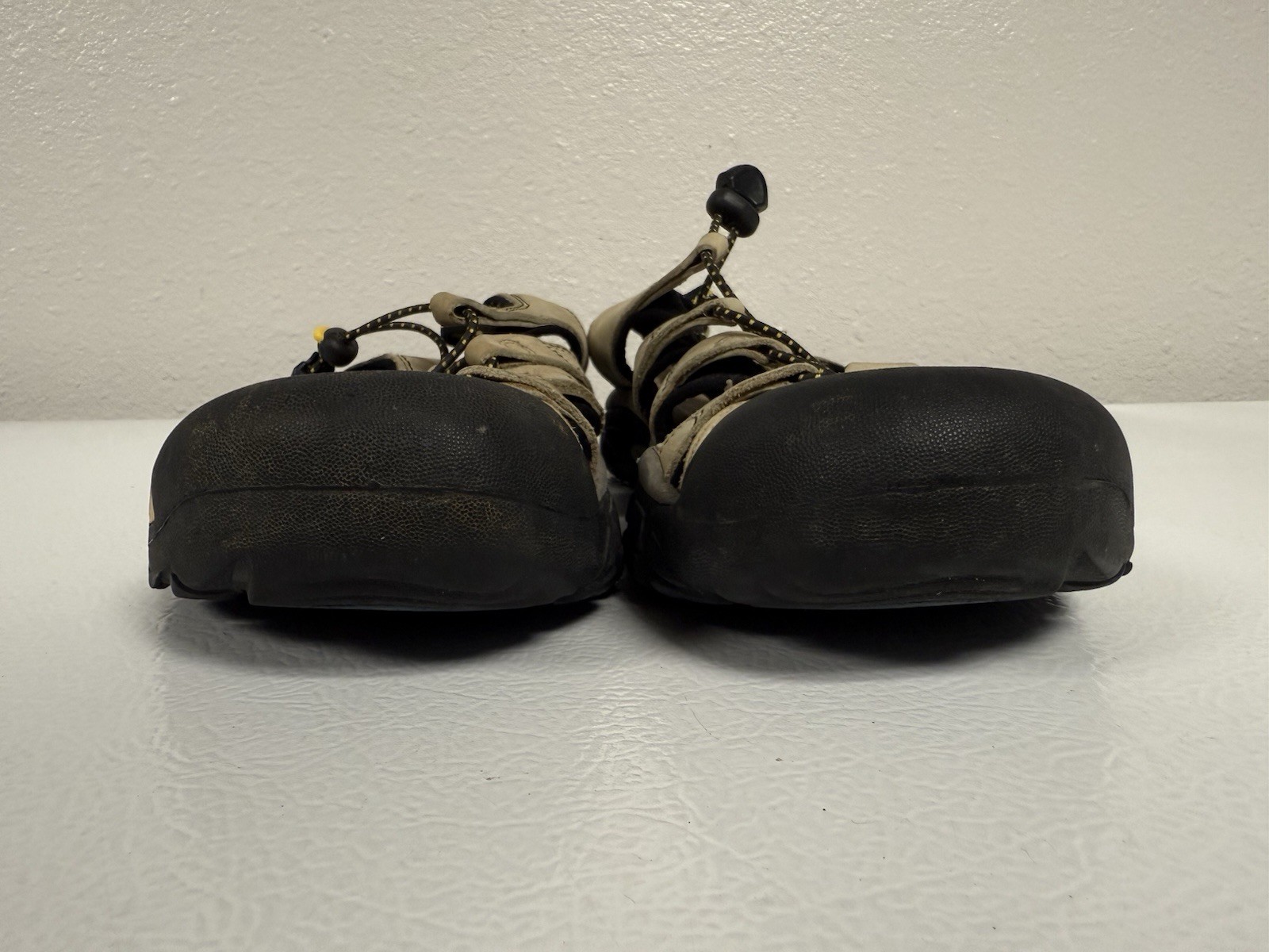 Sandali impermeabili Keen Newport H2 marroni da trekking sportivi in pelle da donna 8 5 US 39 EU