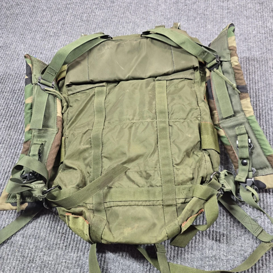Винтажный военный рюкзак США ALICE Field Pack OD с зелеными камуфляжными ремнями рюкзак - Изображение 2 из 4