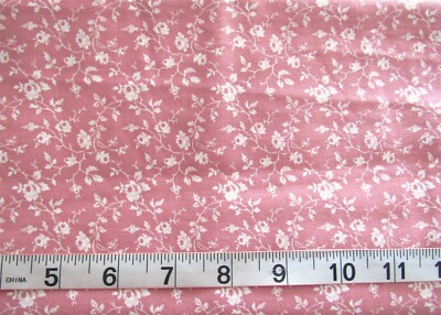 1 yd 100% Cotton Fabric Rose with Off White Flowery Vines 