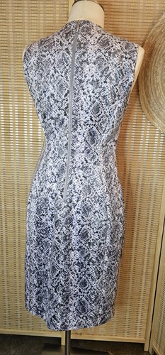 Gray Snakeprint Sleeveless Fully Lined Sheath Dress By Calvin Klein EUC Size 6 - Picture 6 of 12
