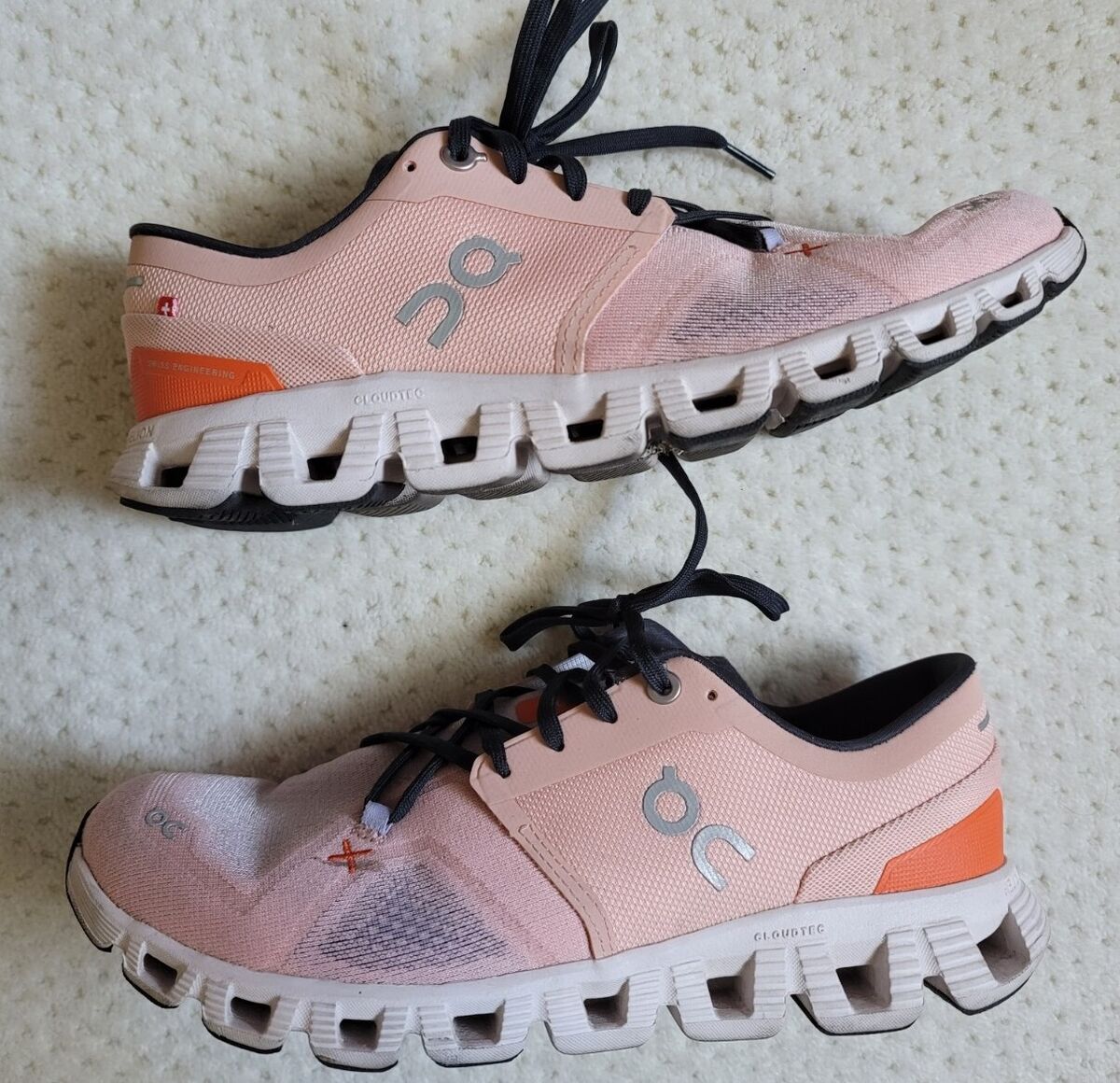 On Cloud X 3 Womens Size 9 Pink Rose Sand Lace Up Low Top On Cloud X 3 Womens Size 9 Pink Rose Sand Lace Up Low Top