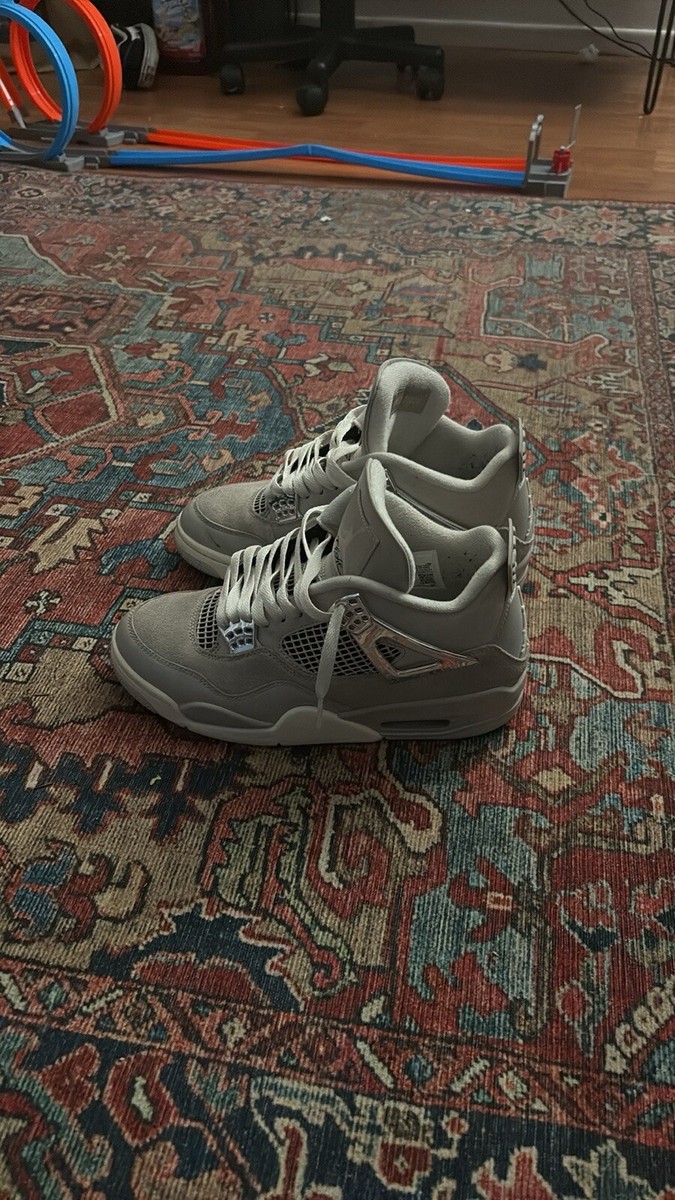Jordan 4s Frozen Moments View 6