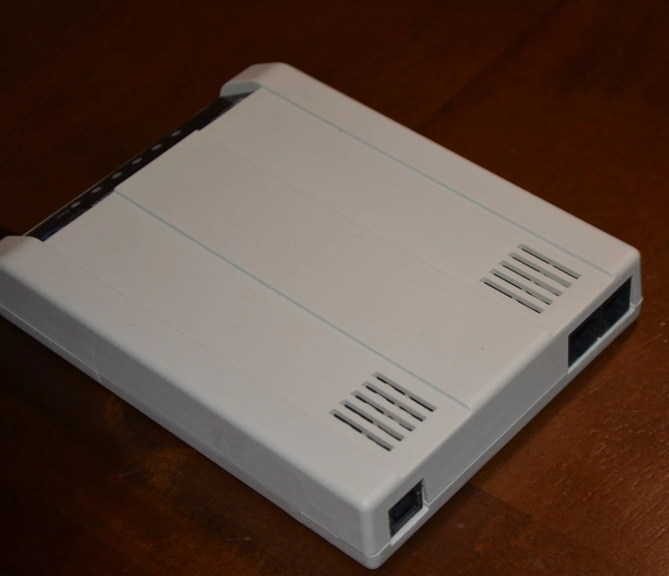 MultiTech MultiModmes MT5634ZBA USB V.92 AV External Desktop Data Fax Modem - Image 2 of 4
