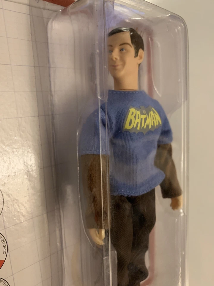 Figura de acción The Big Bang Theory Sheldon Cooper de 8 pulgadas en camisa de Batman vintage Foto 3 de 4
