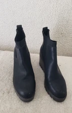 Crown Vintage Boots Women 6.5 Black PU Leather Wedge Chelsea Ankle Casual Shoes