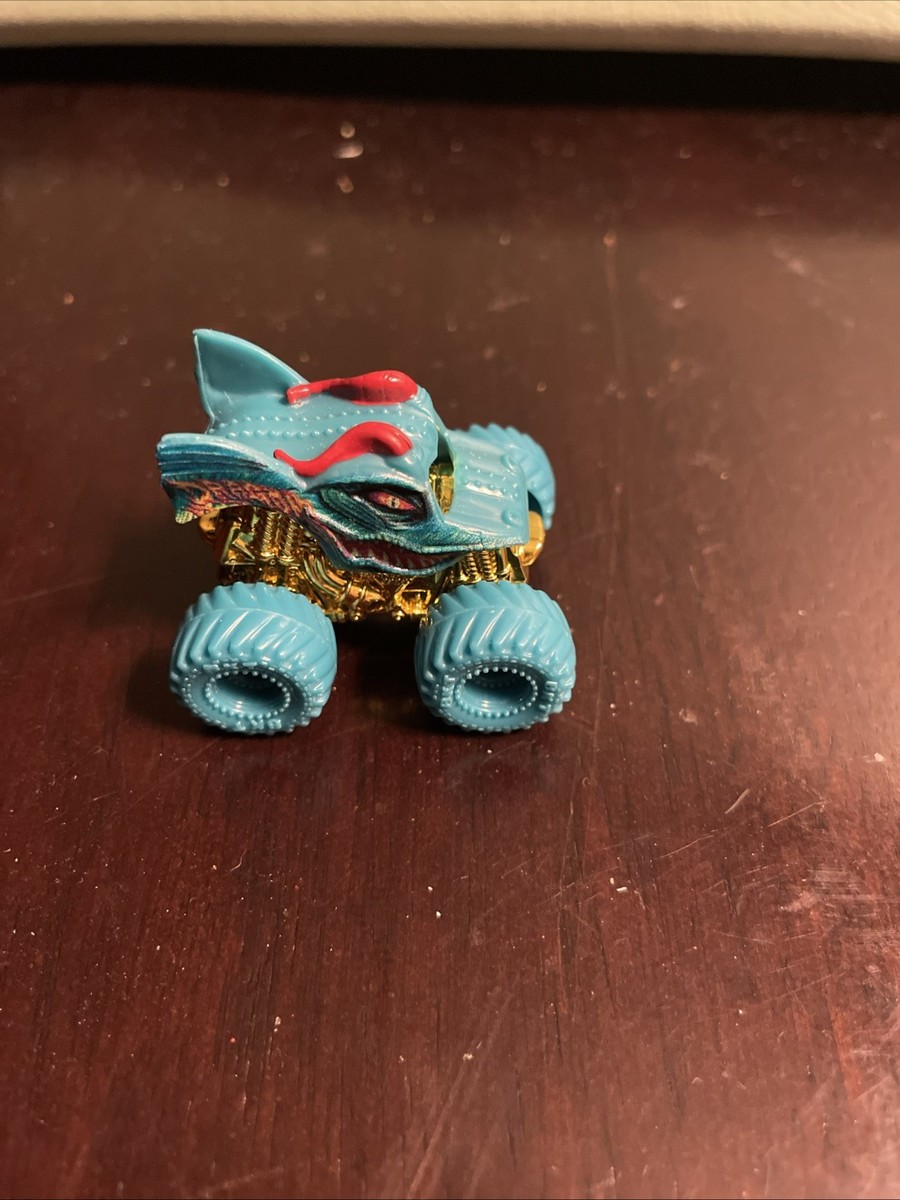 Monster Jam Mini Jams Series 19 Dragon Gold Chassis Chase #304