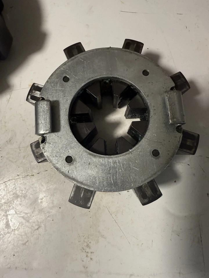 Jaula de troquel prensado de manguera Eaton FT1330-275-M120 Foto 2 de 3