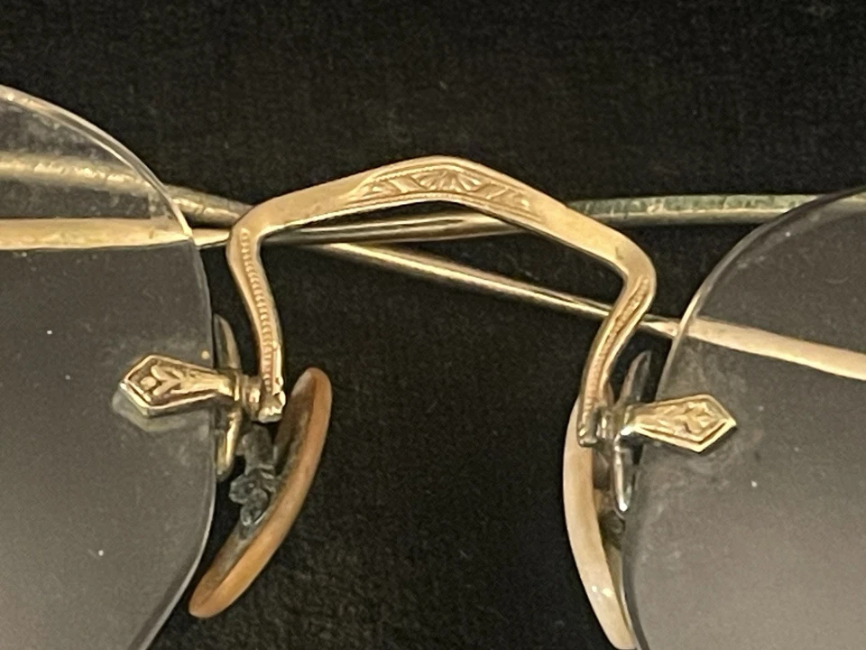 Gafas inalámbricas hexagonales vintage llenas de oro 1/10 12K GF de B&L Bausch Lombe🌺🌺 Foto 2 de 4