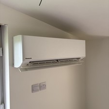 Panasonic TZ 2kw Heat Pump Air Conditioning Air Purifying WiFi Supply And Fit