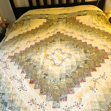 Real Machine Patchwork Embroidered Quilt - Qu...