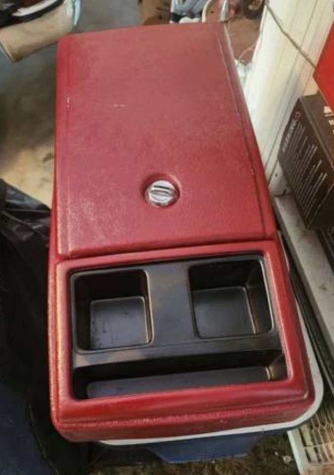 Chevy 1973-91. Console central GMC e assento balde fabricante de equipamento original C10 C20 C30 Blazer Suburbano - Imagem 2 de 2