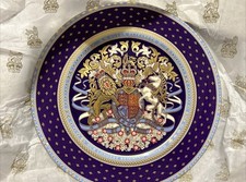 Royal Collection Longest Reigning Monarch Dinner Plate Queen Elizabeth II NIB