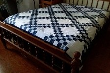 Queen Size Double Irish Chain Quilt TOP (70 X 80")