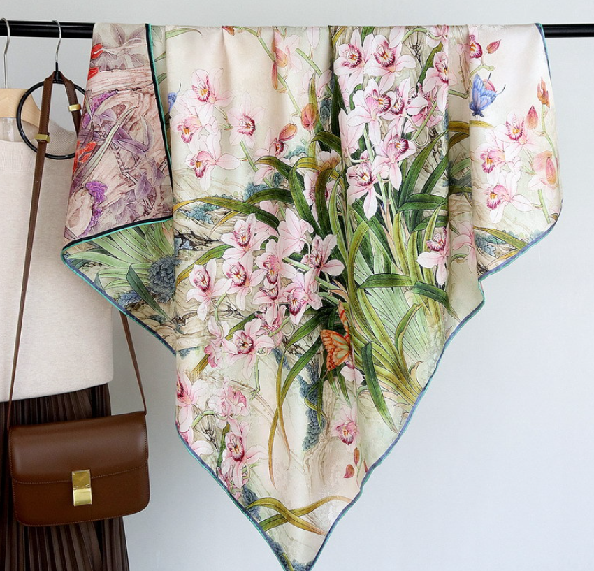 100% Silk Neckerchie 43'' Scarf Square Bandanna Double Face Flower Print Shawl