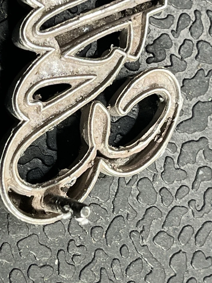 Chevrolet El Camino 1973-1975 guardabarros delantero emblema familiar logotipo OEM Foto 4 de 4