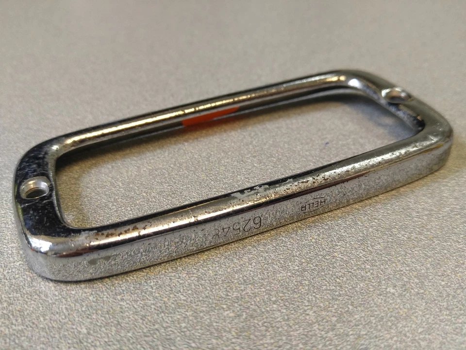 LUZ DE RESPALDO USADA ORIGINAL PORSCHE 356B 356C 356SC HELLA 62548 BISEL CROMADO 5 Foto 2 de 4