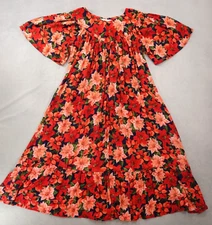 Go Softly Patio Dress Medium Red Floral Loose Flowy Feminine Rayon