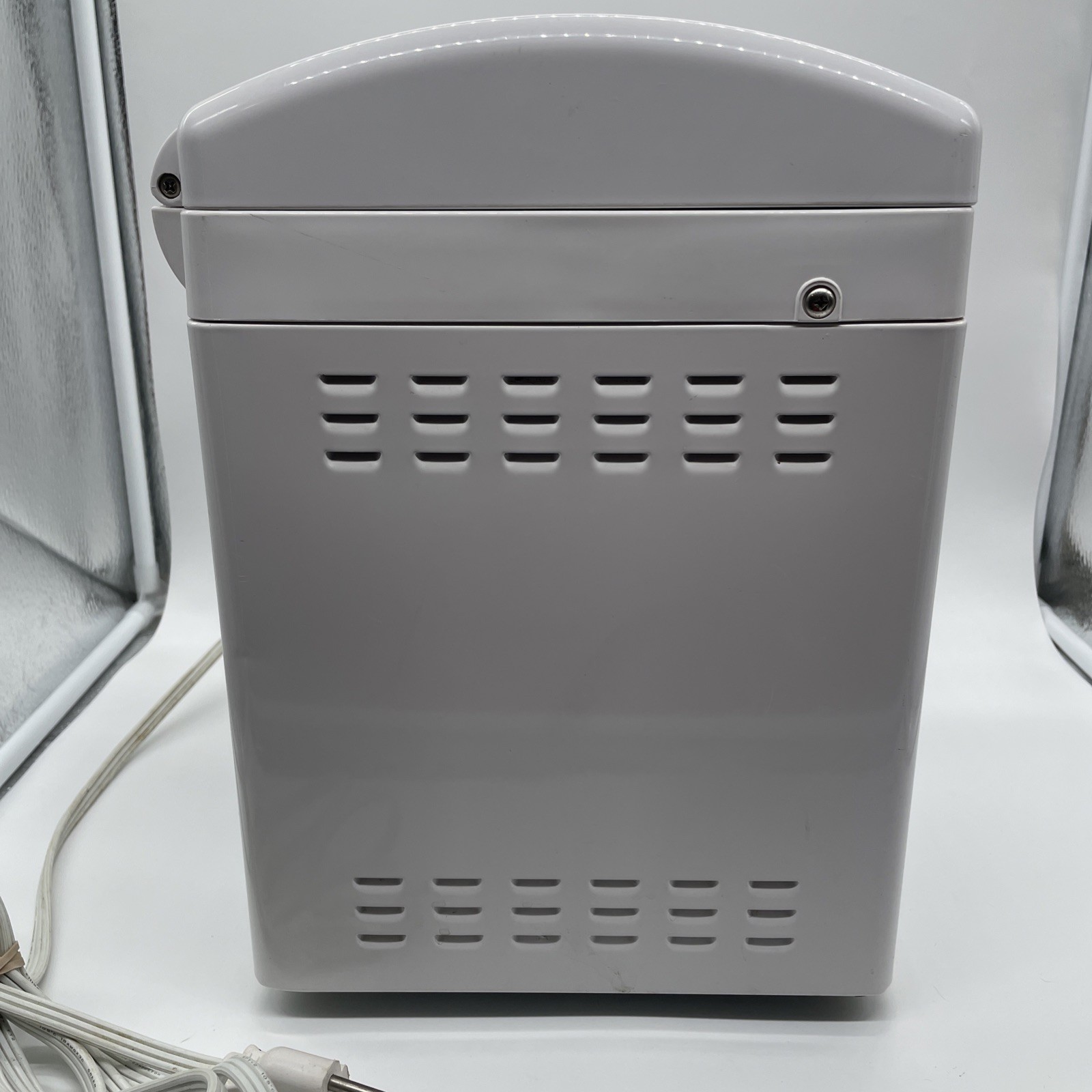 Oster Deluxe Bread And Dough Maker Model 4811 Counter Top  Bread Maker Machine 