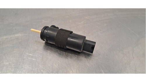 Audi A7 Sportback 4KA Scheibensprüherpumpe vorne 6R0955681