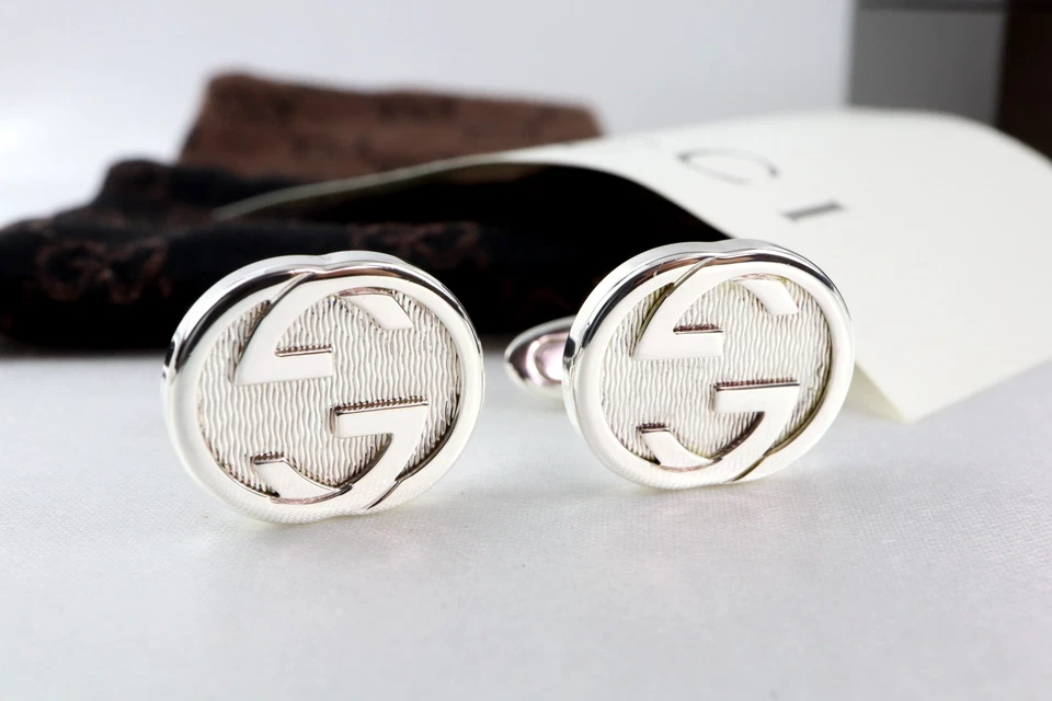 Abotoaduras GUCCI vintage com logotipo GG intertravado prata esterlina 925 Itália com caixa - Imagem 2 de 4