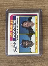 1982 Topps - Team Checklist Dusty Baker, Burt Hooton #311 ~ Mint ~ Vending