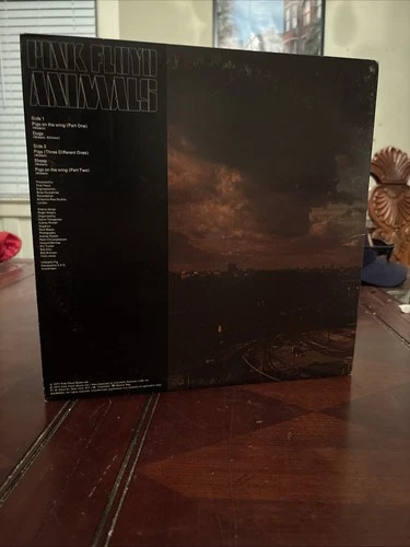 Pink Floyd - Animals Vinyl LP - 1977 US 1st Press Columbia JC 34474 Gatefold