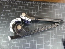 Tube Bender 1/4 5/16 3/8” HVAC Copper Plumbing Tool – 3-in-1 Manual Bender