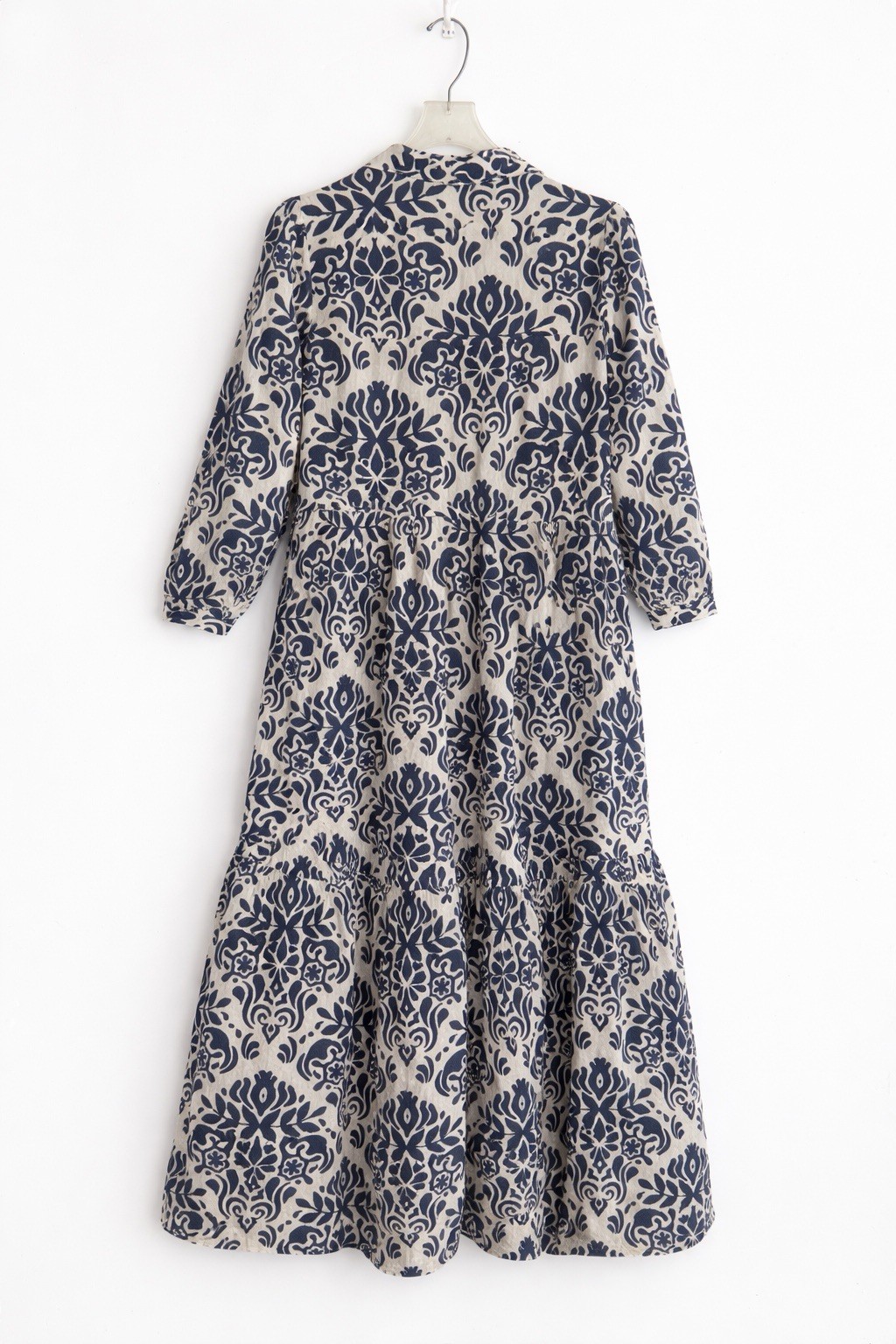 ZARA New With Tags – Navy & White Printed Tiered Midi Dress Size M thumbnail 2