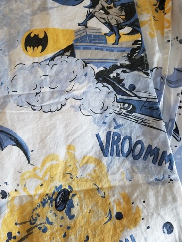 Pottery Barn Kids "Batman - Blue" Twin Flat Sheet - Picture 4 of 4