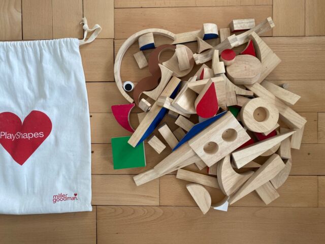 PlayShapes von Miller Goodman Holzspielzeug/Bauklötze aus geometrischen Formen