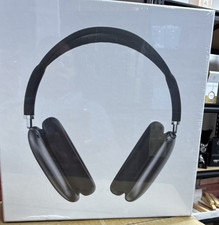 Apple AirPods Max Black Wireless Bluetooth Over-Ear Headphones