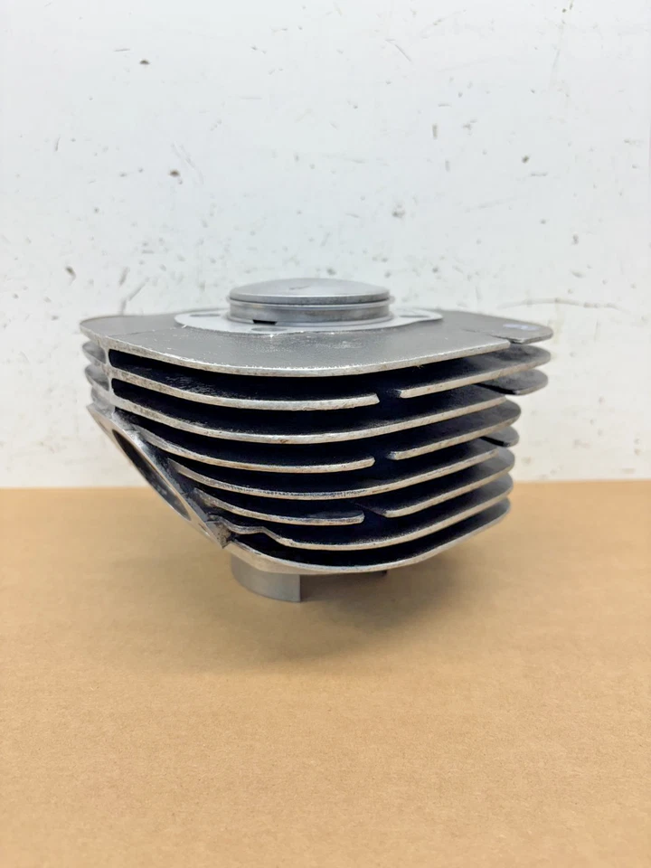 Cilindro y pistón motor Yamaha CT2 CT3 175 / 66,10 mm STD / 314-11311-02-00 Foto 2 de 4