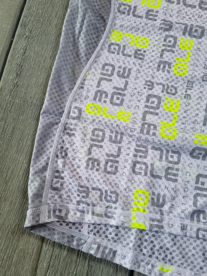 ALE Intimo Sleeveless  Baselayer XL - Image 2 of 4